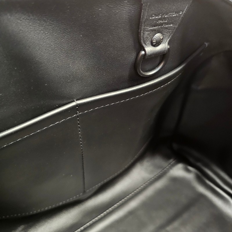 [未使用極新好物❣️極致黑款] LV黑牛皮Speedy30 P9消光黑釦手提斜背波士頓包-19