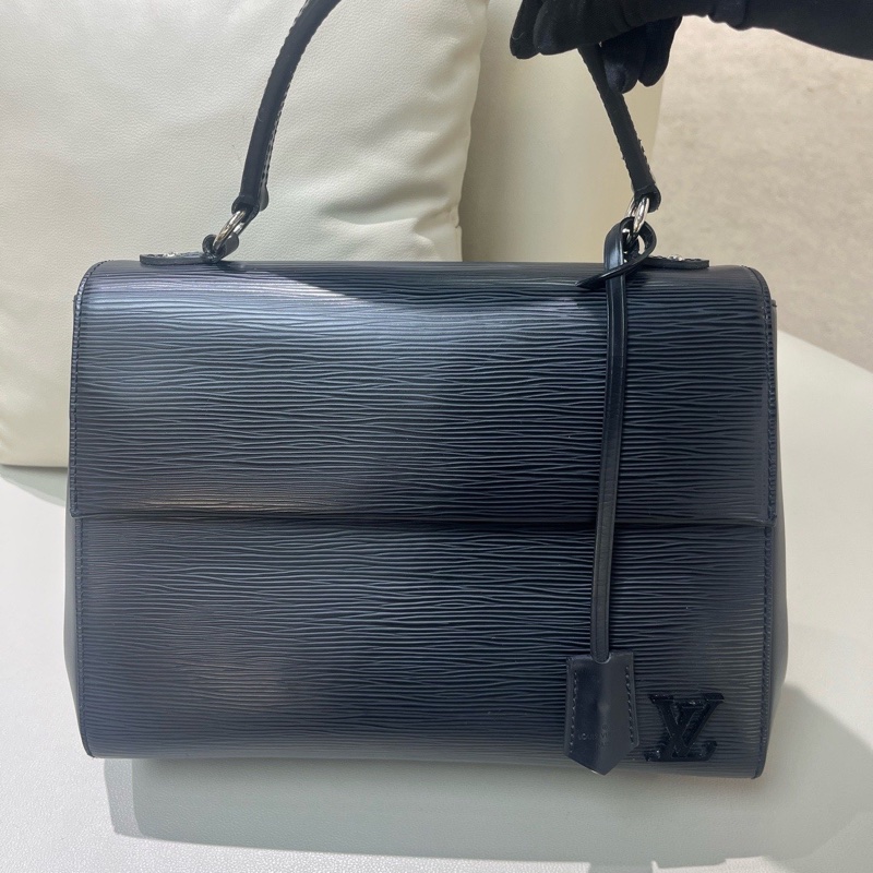 LV路易威登黑色Cluny 水波紋克魯尼-0