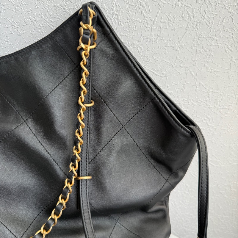 chanel 最新款 托特❤️ 超輕 很好用-5