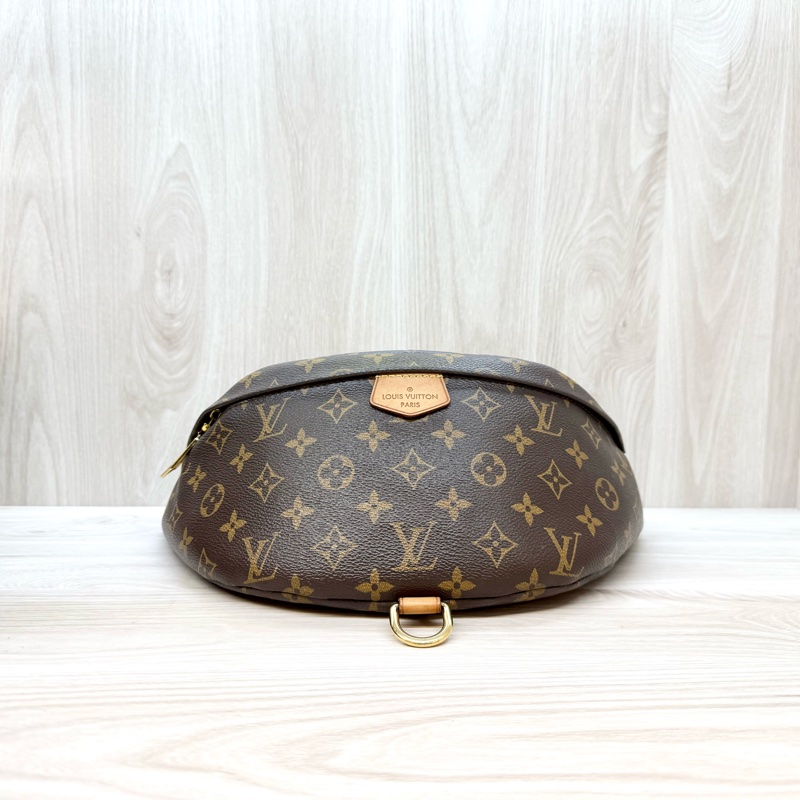 LV原花拉鍊胸口腰包M43644-0