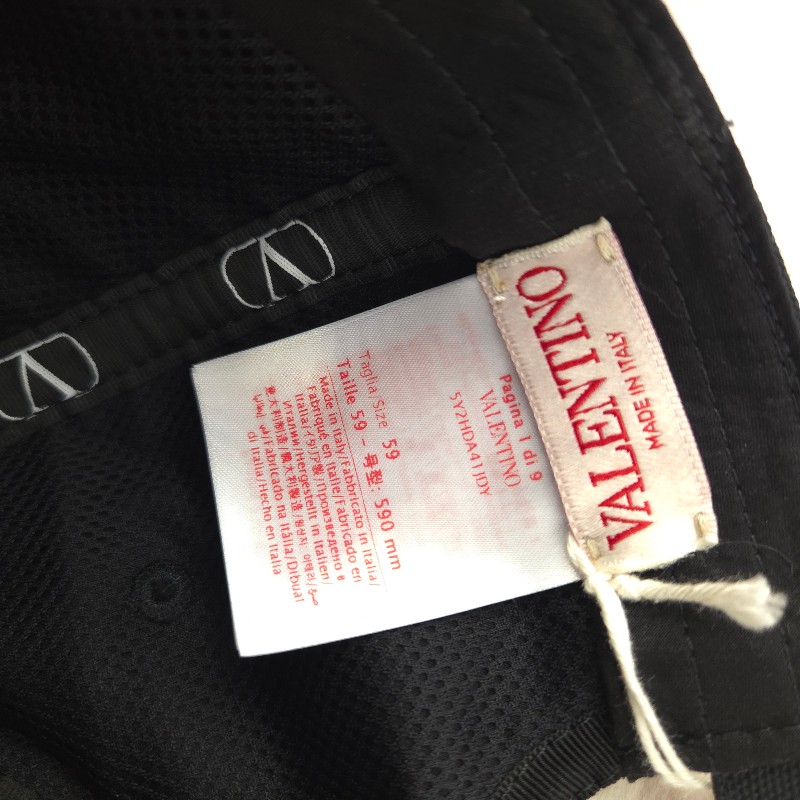 Valentino Garavani 鴨舌帽 size 59-4