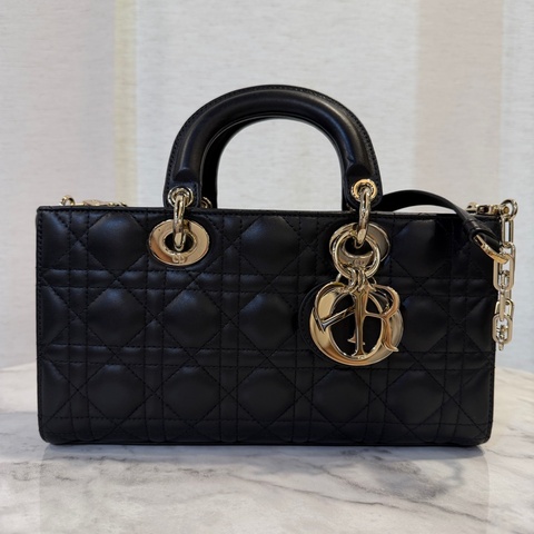 Dior 黑羊皮淡金釦Lady DJOY中型手提斜背包
