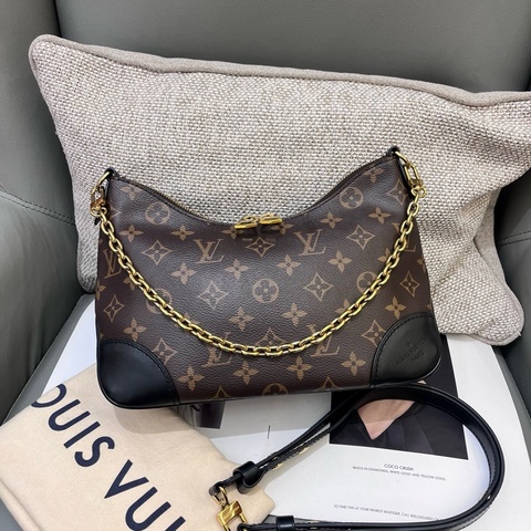 LV老花黑牛角 ，芯片款