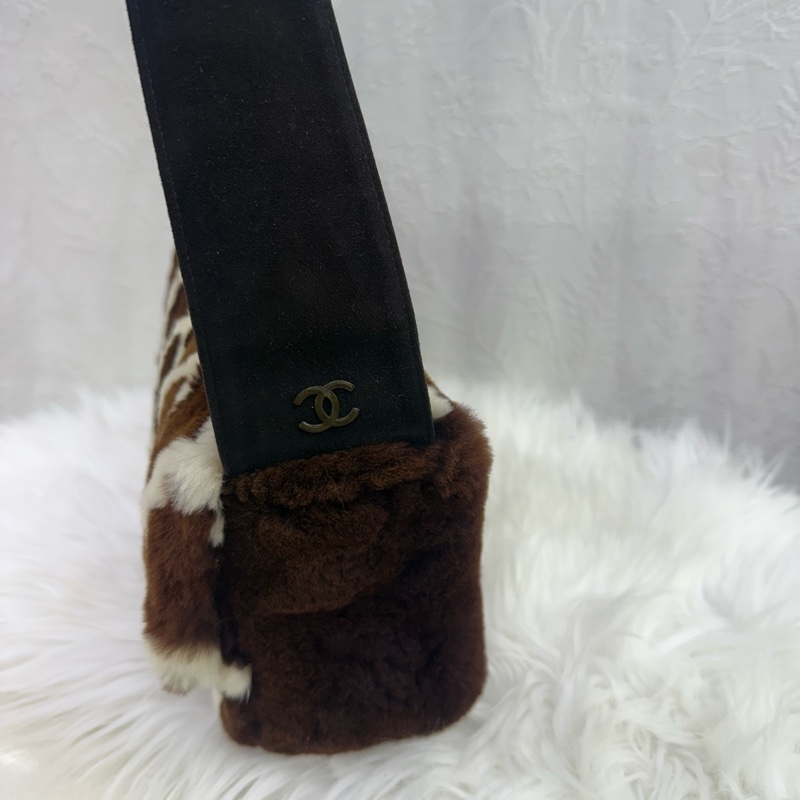 Vintage Chanel fur 罕有皮草 Handbag-1