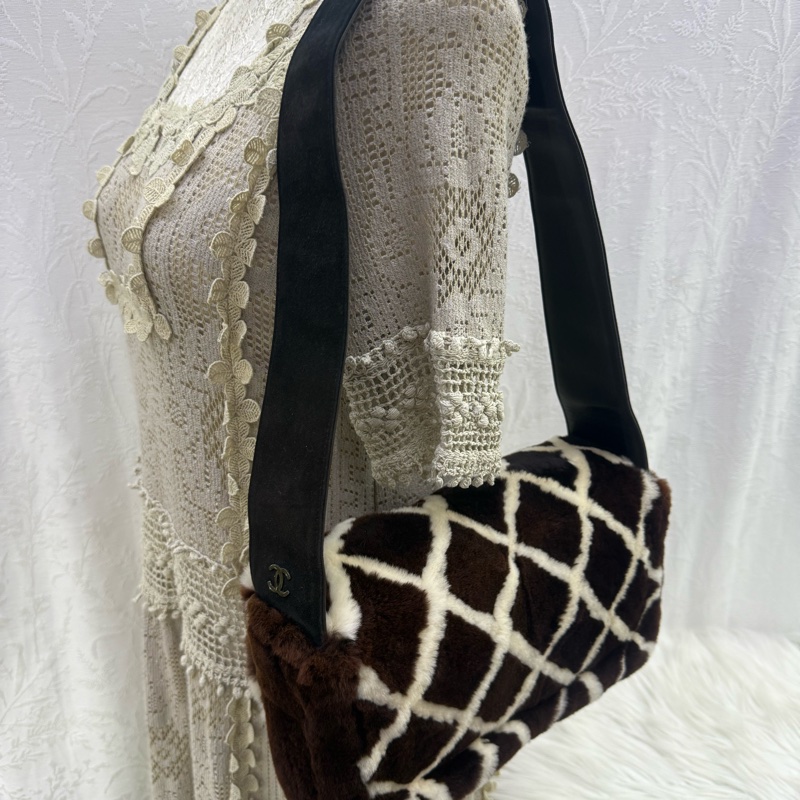 Vintage Chanel fur 罕有皮草 Handbag-12