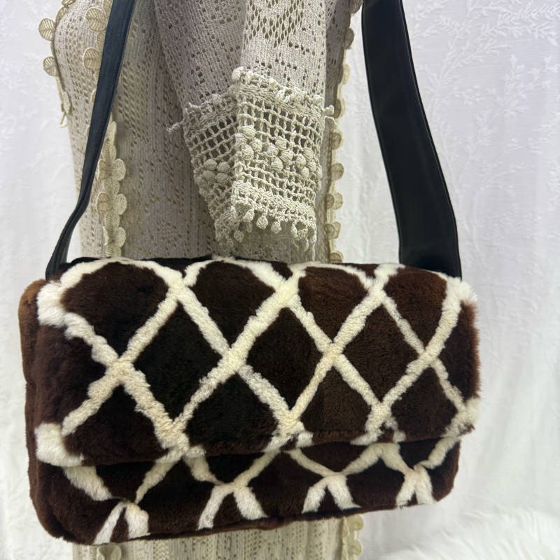 Vintage Chanel fur 罕有皮草 Handbag-14