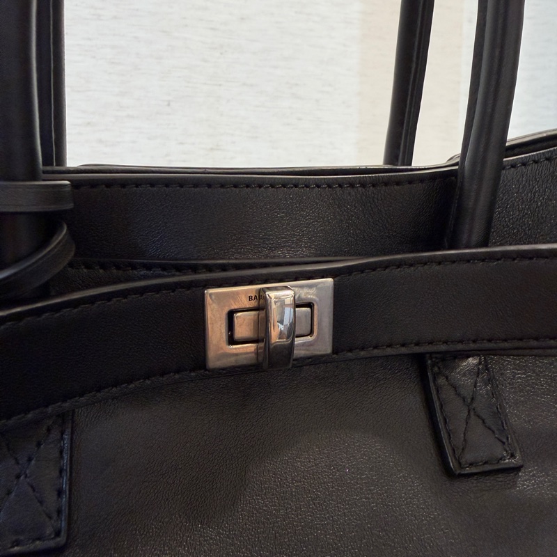 Balenciaga 黑牛皮銀釦Bel Air Carryall Small手提斜背包-1