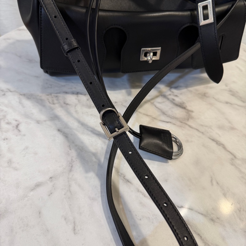 Balenciaga 黑牛皮銀釦Bel Air Carryall Small手提斜背包-11