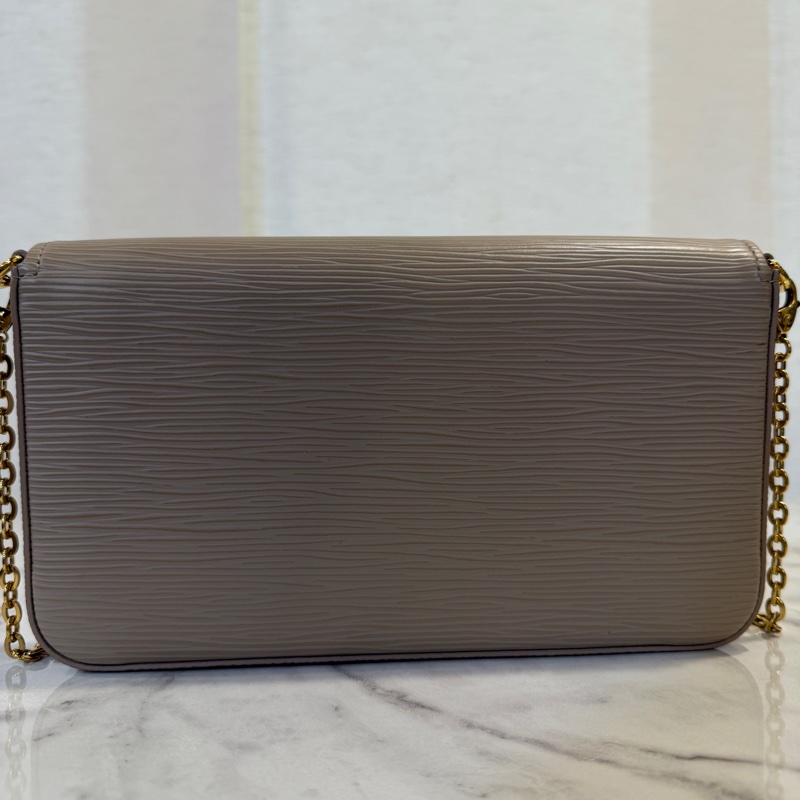 LV 藕色Epi牛皮金釦三合一鍊包M81877-8