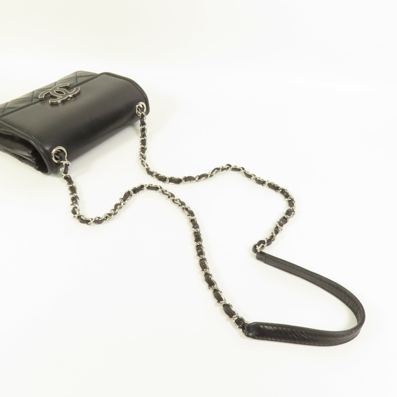 CHANEL 牛皮皮革Chain Shoulder銀扣肩背袋-4