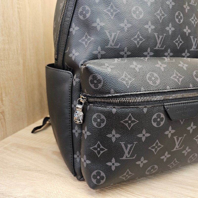 [超好裝現金🤣] LV黑灰老花Discovery銀釦後背包-5