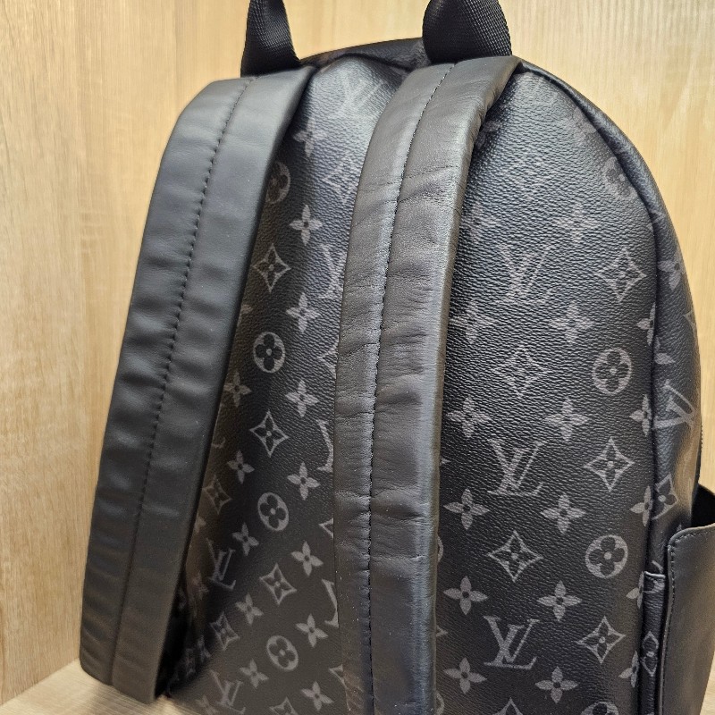 [超好裝現金🤣] LV黑灰老花Discovery銀釦後背包-9
