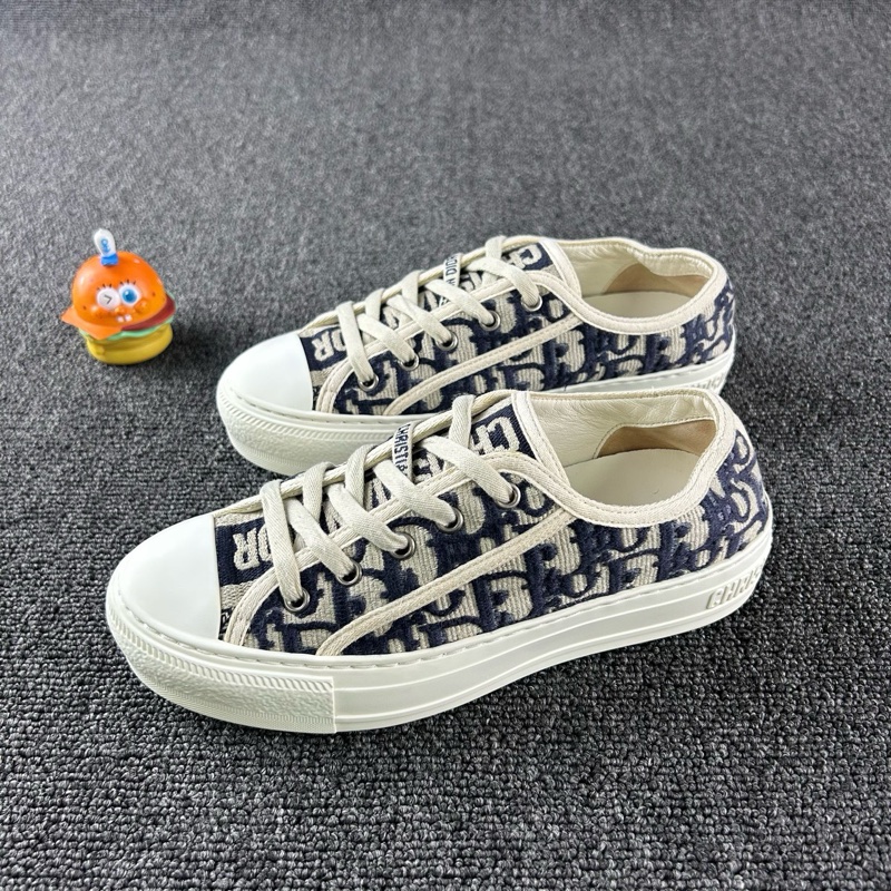 Dior迪奧老花滿印板鞋 尺碼35.5 整體成色不錯-0