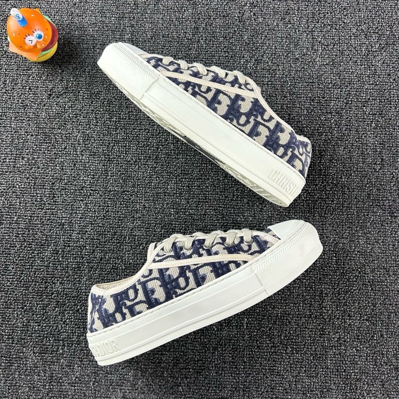 Dior迪奧老花滿印板鞋 尺碼35.5 整體成色不錯-3