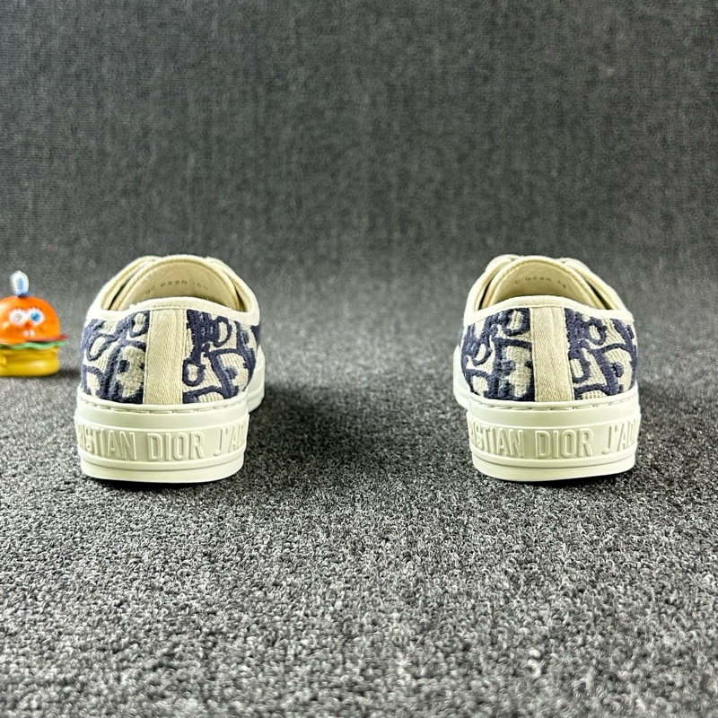 Dior迪奧老花滿印板鞋 尺碼35.5 整體成色不錯-4