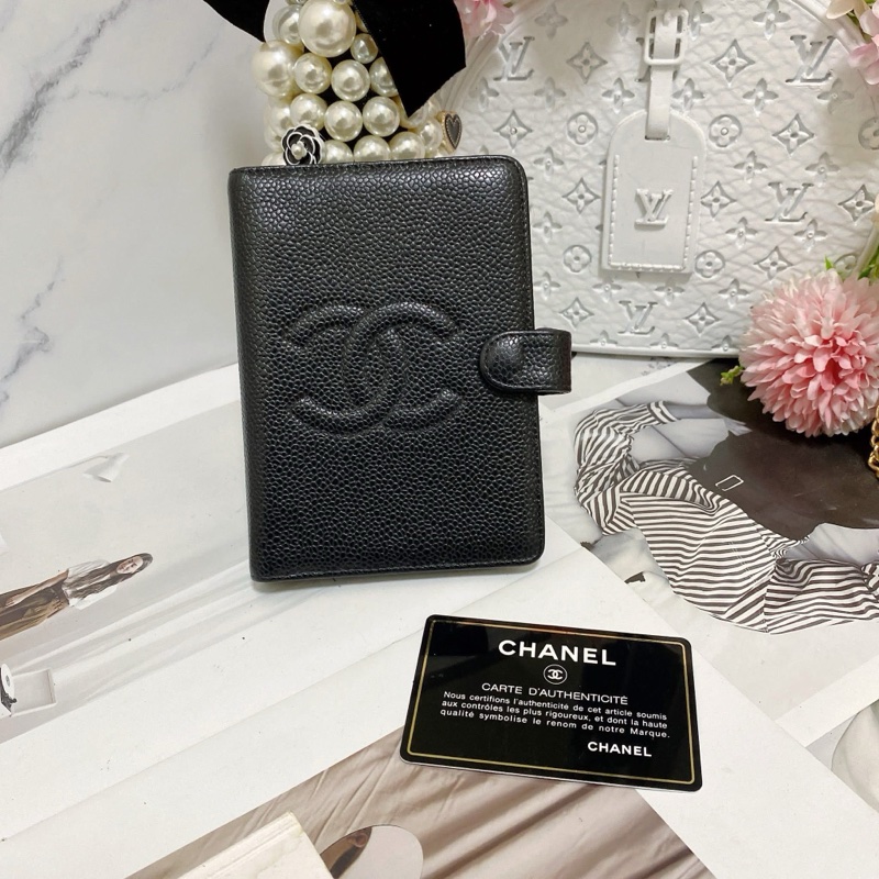 Chanel荔枝皮大logo筆記本護照夾A7  卡標齊全🏅-1