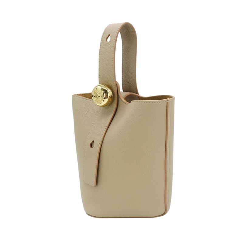 Loewe Pebble Mini 柔軟粒面小牛皮迷你二用水桶包(沙色)-1