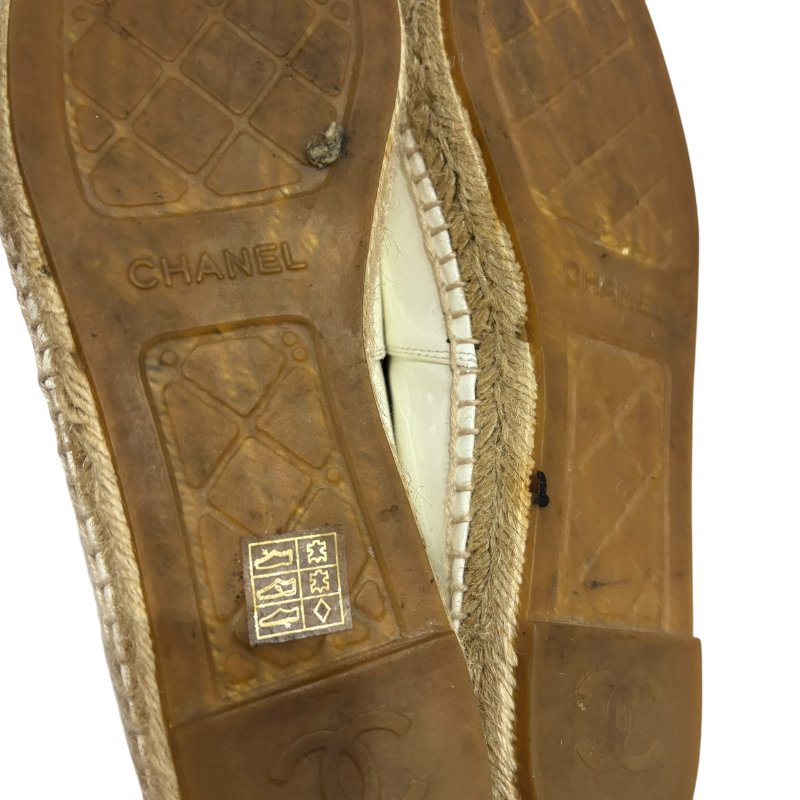 【美收精品】CHANEL 白色矽膠皮革平底鞋 4-557-9