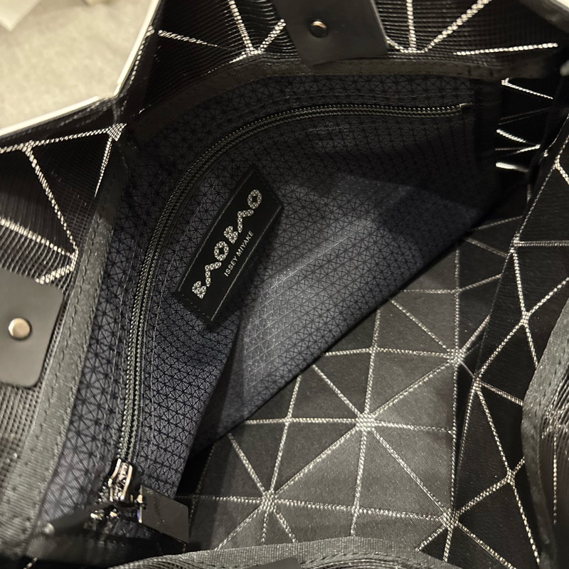 BAOBAO三宅一生經典白色6x6-10