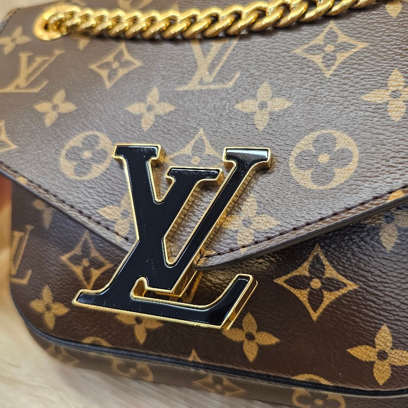 [女神包款🎁甜價出] LV老花PassyMM磁吸金釦肩斜背包-24