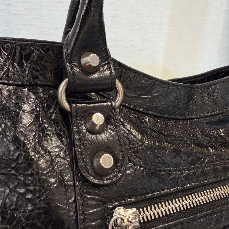 Balenciaga 黑復刻羊皮銀釦手提斜背中號機車包-1