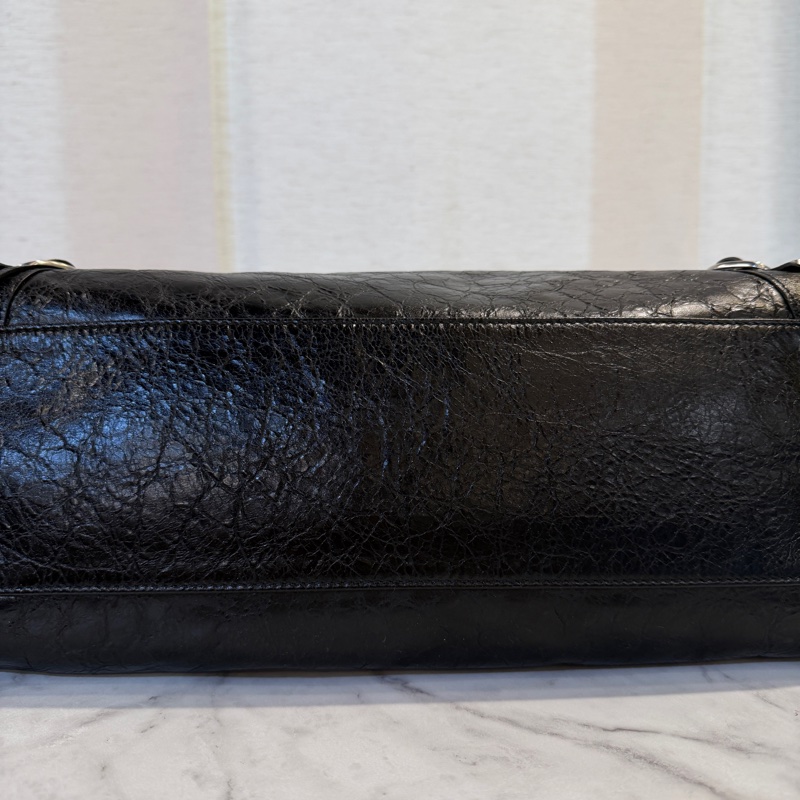Balenciaga 黑復刻羊皮銀釦手提斜背中號機車包-5