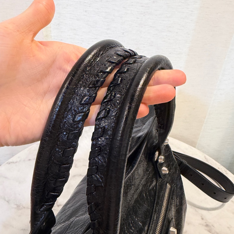 Balenciaga 黑復刻羊皮銀釦手提斜背中號機車包-8