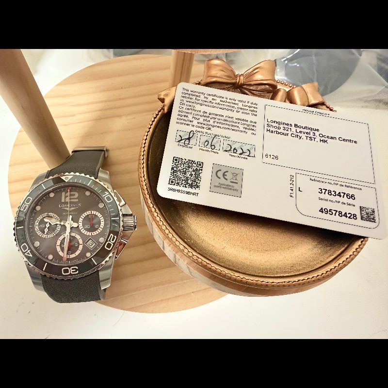 型號：L37834766 新舊：98% 價格：47800 購入日期：2022年6月28日 物品所在地：高雄  錶徑：41mm 防水：300m 動力儲存：60小時（3日鍊） 鏡面：雙面多層防眩光藍寶石水晶鏡面 機芯：L688自動上鍊機芯 物件總評：香港公司貨，保卡全，購買證明全⋯原廠橡膠錶帶，鋼錶節有少，鋼錶節幾乎全新⋯已反映在售價⋯-4