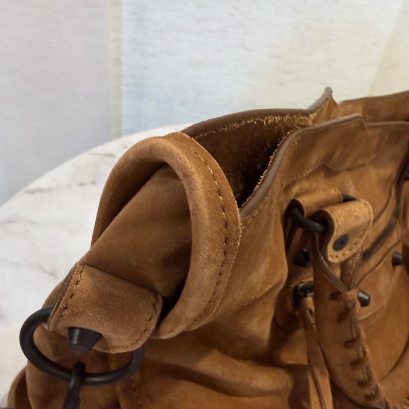 Balenciaga 駝色麂皮霧黑釦中號手提斜背機車包-11