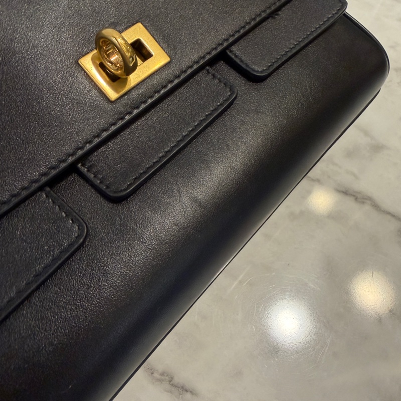 Balenciaga 黑牛皮霧金釦Bel Air XS肩斜背包-6