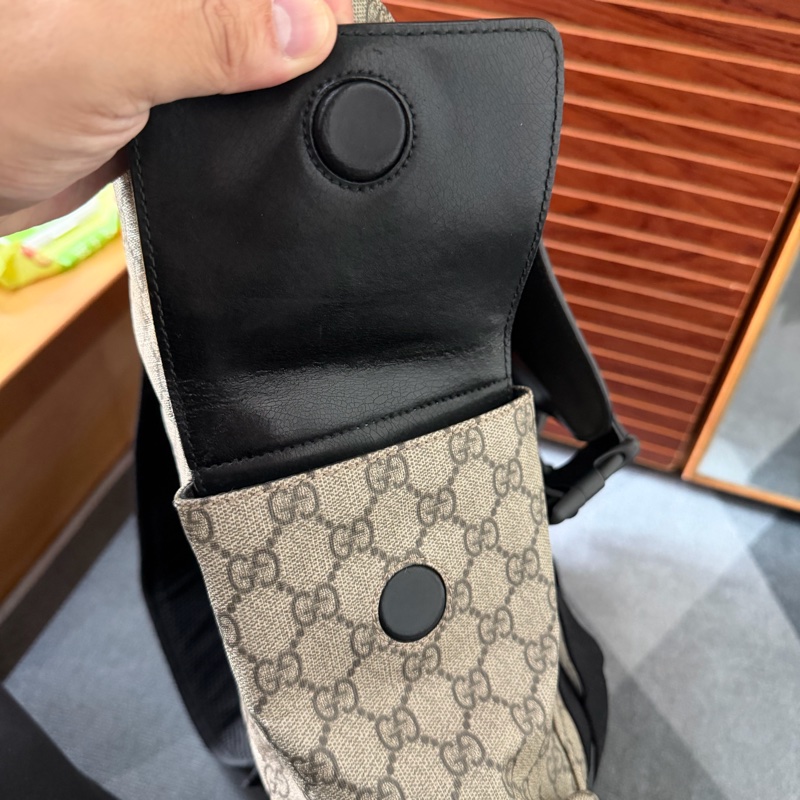 Gucci 雙肩老花後背包-5