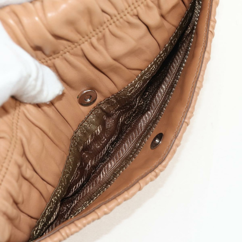 【日本直送】PRADA 褶皺鏈條單肩包 皮革 米色 銀色 B4553C 正品 yk19578V-19