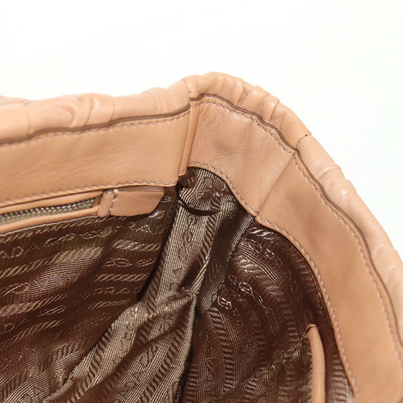 【日本直送】PRADA 褶皺鏈條單肩包 皮革 米色 銀色 B4553C 正品 yk19578V-23