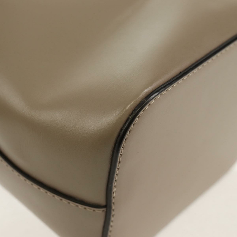 【日本直送】FENDI 灰色金色皮革單肩包，正品編號 148635AM-17