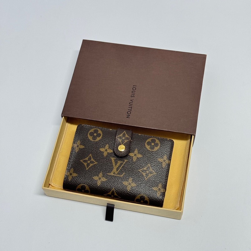 （極新💝） LV 經典老花 中夾/短夾 有零錢袋 專櫃24900！-2