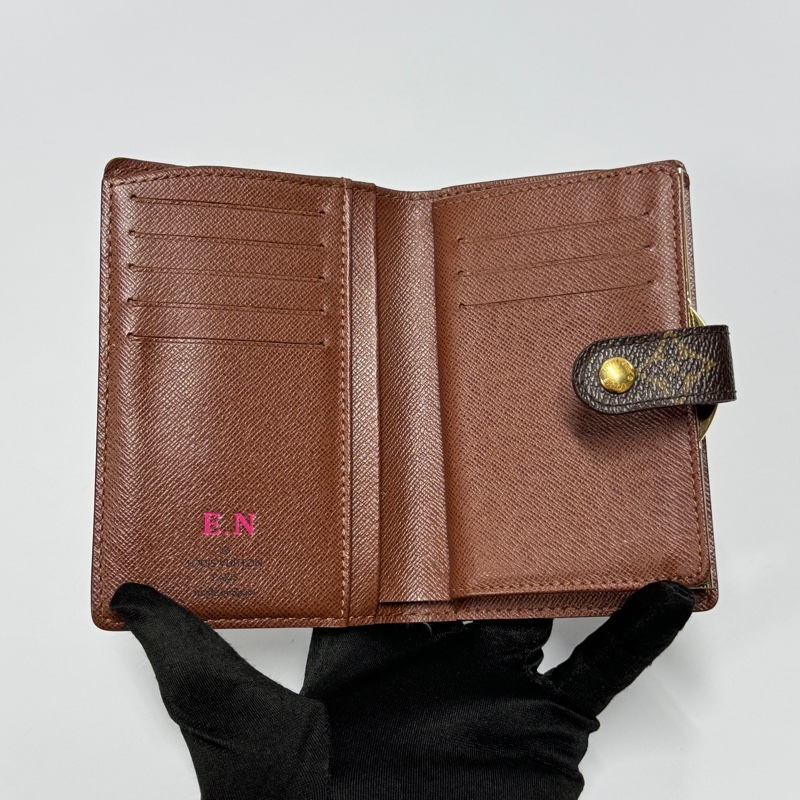 （極新💝） LV 經典老花 中夾/短夾 有零錢袋 專櫃24900！-6