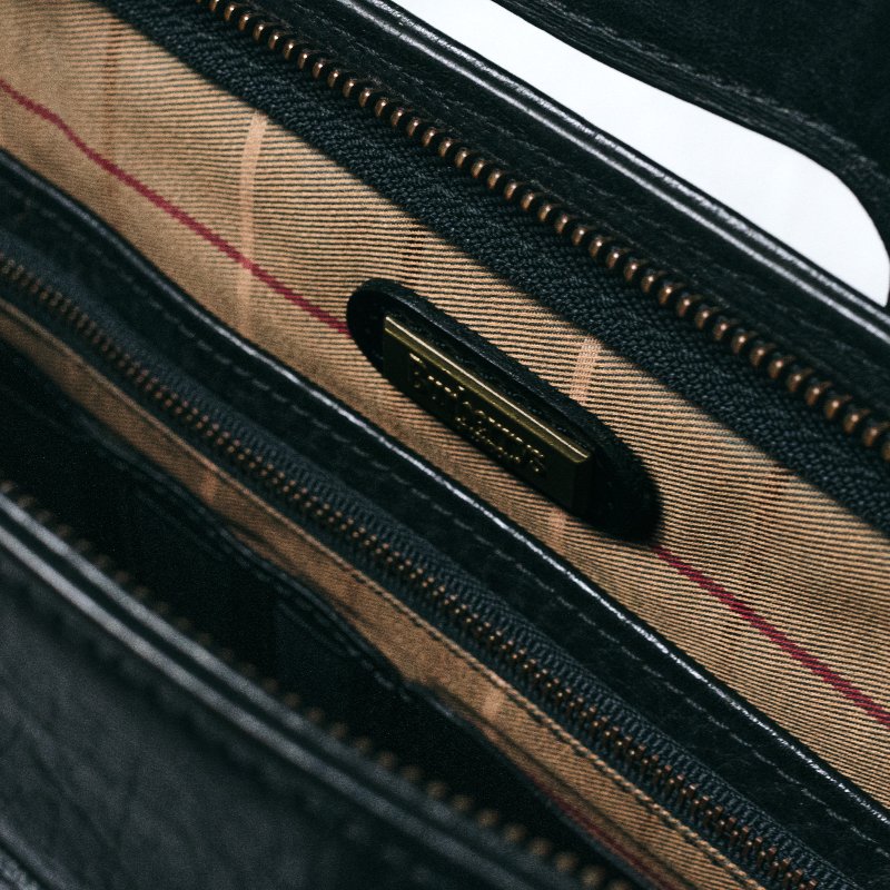 🧠小浮気見世物小屋🧠 英國製🇬🇧Burberrys 經典黑粒紋真皮公事包｜隱藏式手把 × 經典格紋內裏-10