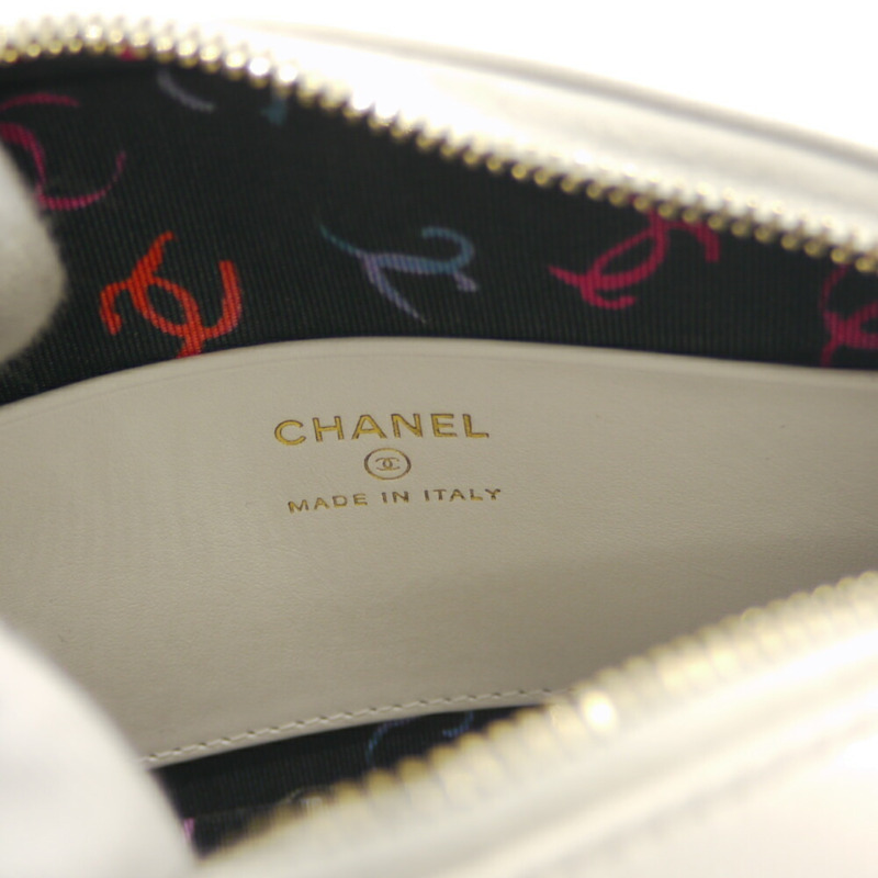 香奈兒 (CHANEL) 絎縫鏈條肩背包，魚子醬紋小牛皮，Coco Mark 白色 AP3998-8