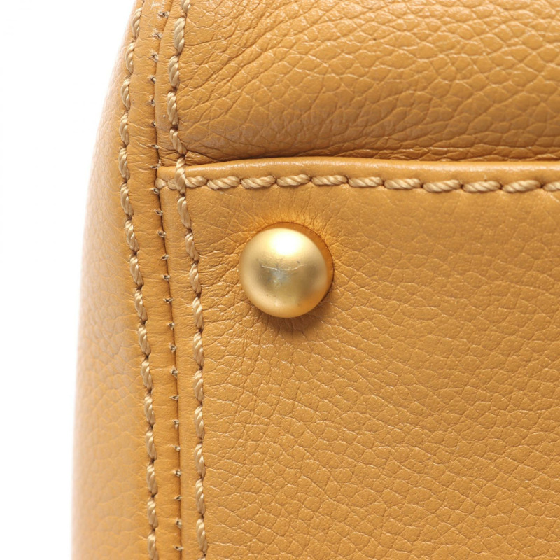 香奈兒 COCO 標誌鏈條肩背包，米色皮革，二手，女士，金色五金 CC-7