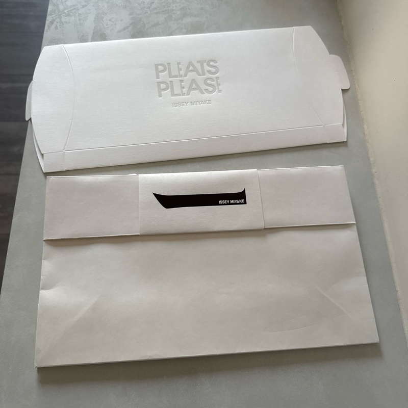 三宅一生PLEATS PLEASE灰色絲巾-3