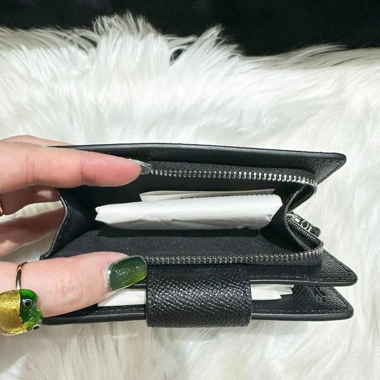 Coach medium wallet-4