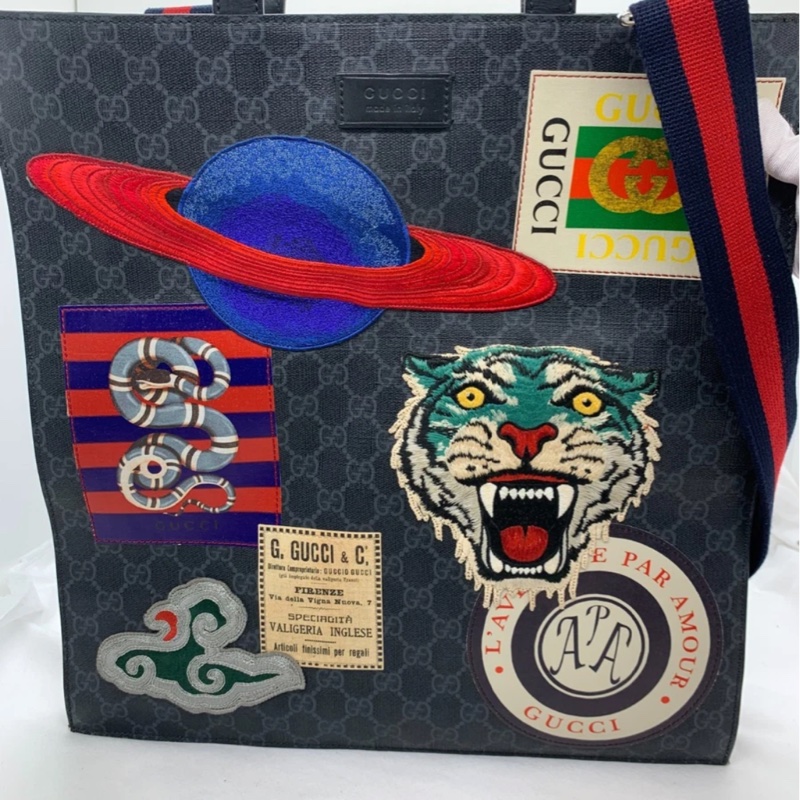 Gucci GG Supreme Monogram Night Courrier 竪款手提包-0