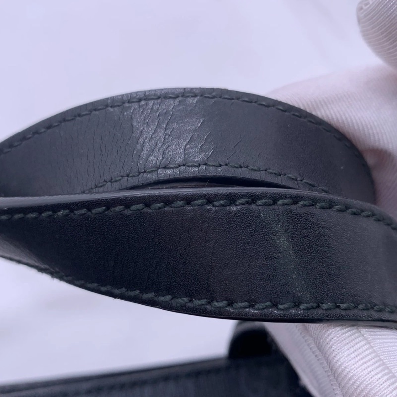 Gucci GG Supreme Monogram Night Courrier 竪款手提包-10