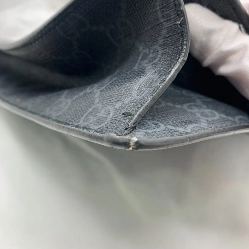 Gucci GG Supreme Monogram Night Courrier 竪款手提包-12