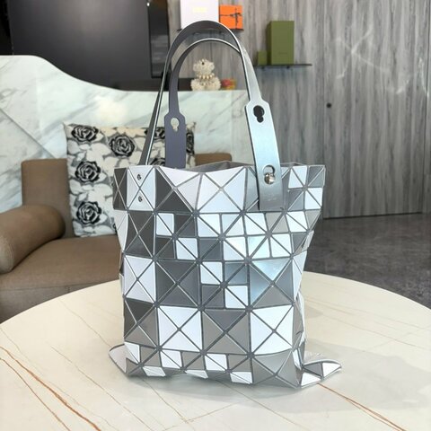 *SHIHNA名牌精品* BAO BAO ISSEY MIYAKE Lucent 亮面托特包