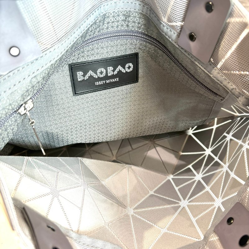 *SHIHNA名牌精品* BAO BAO ISSEY MIYAKE Lucent 亮面托特包-6