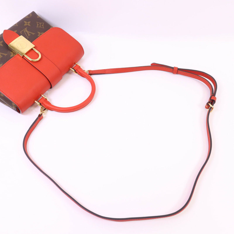 LOUIS VUITTON Monogram Locky BB金扣手挽肩背棕色/紅色-4
