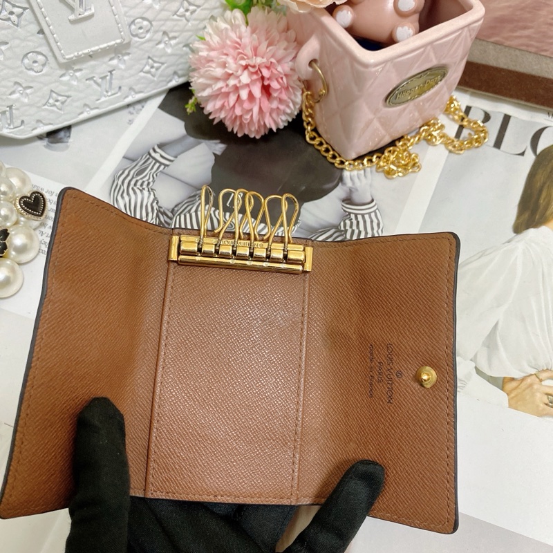 Lv M62630 6孔鑰匙包🏅-9