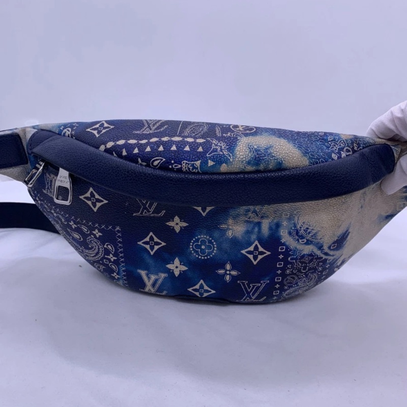 lv路易威登 Discovery PM Monogram Bandana 漂白藍 M2058 腰包-0
