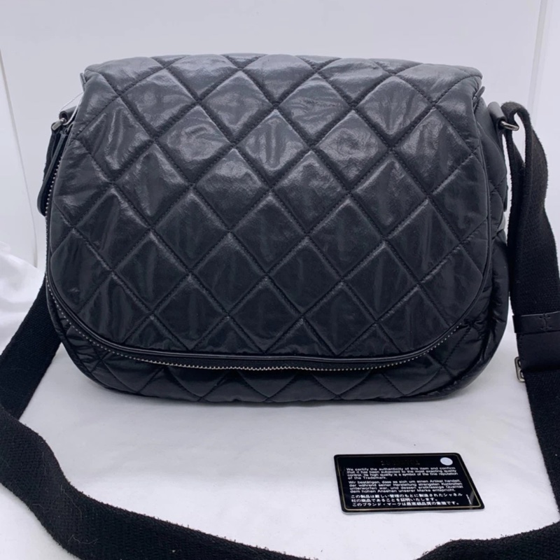 正品香奈兒 (CHANEL) 羊羔絨 Coco Cocoon 斜挎包/單肩包/尼龍包-0